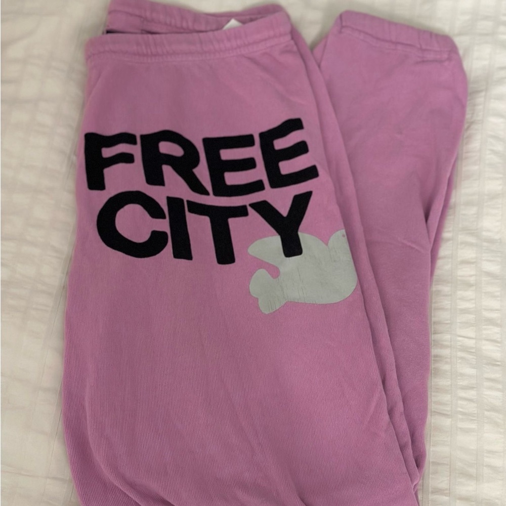 Purple free city  Sweatpants